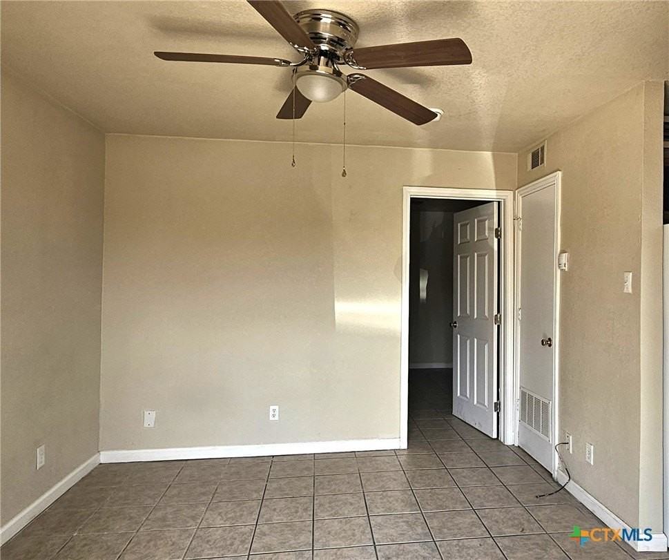 607 N 20th St #103 - Photo 3 of 10