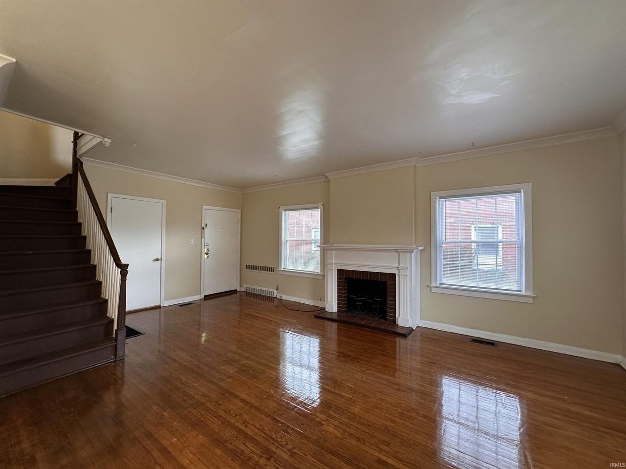 905 Lincoln Ave #B - Photo 2 of 15