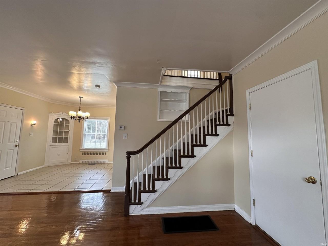 905 Lincoln Ave #B - Photo 4 of 15