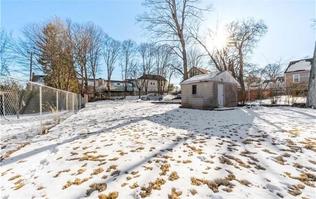 3 Irons Ave - Photo 2 of 6