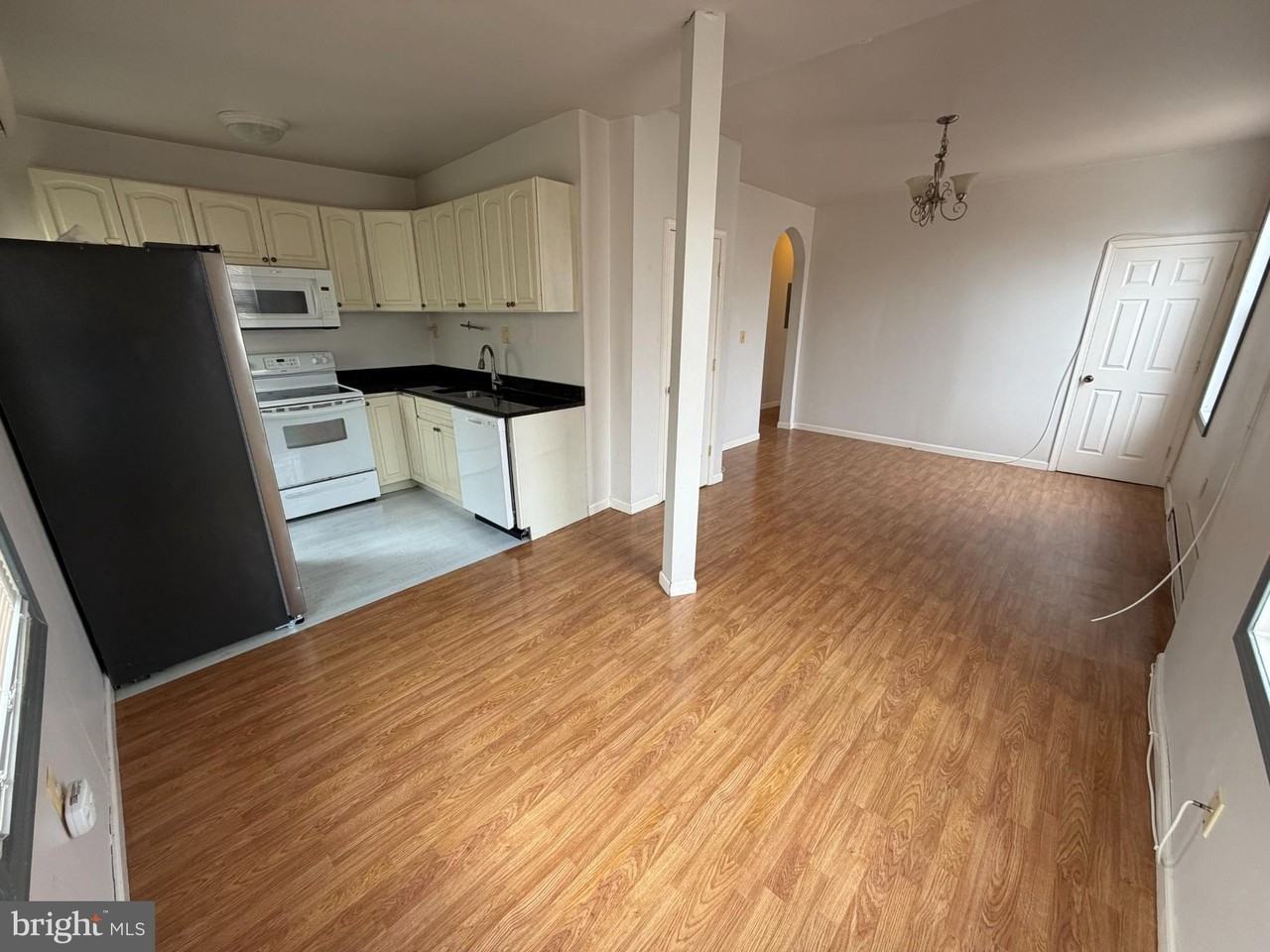 600 Keefer Pl Nw #3 - Photo 5 of 21
