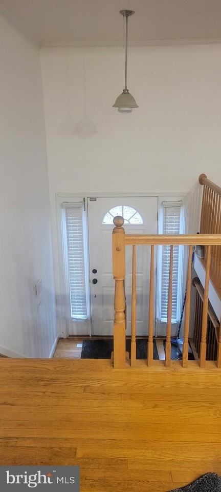 2133 Hallmark Dr - Photo 2 of 20