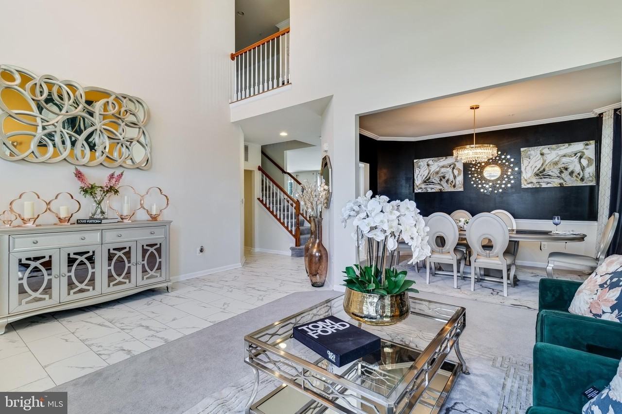 5245 Turkeyfoot Lake St - Photo 4 of 36