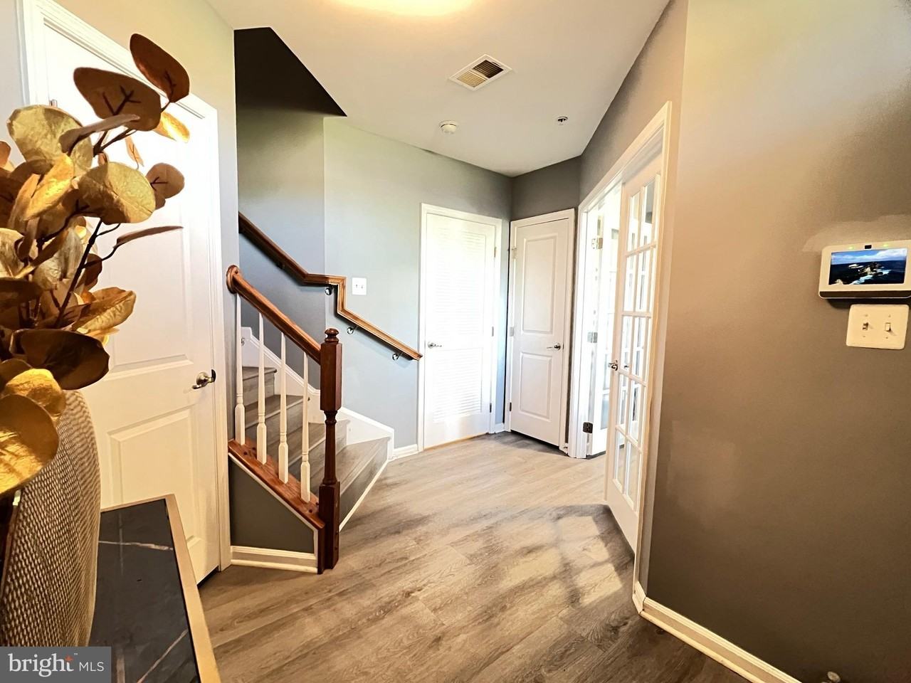 2422 Baileys Pond Rd - Photo 2 of 23