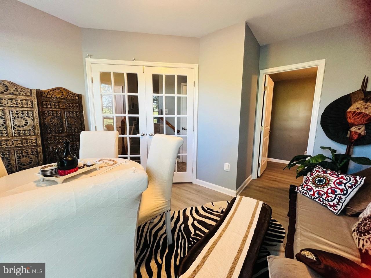 2422 Baileys Pond Rd - Photo 5 of 23