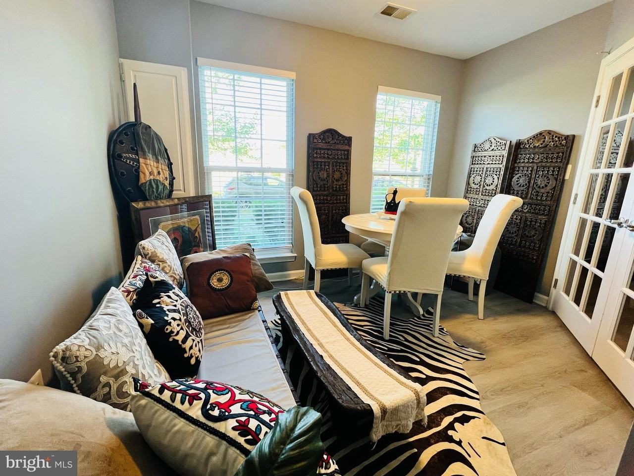 2422 Baileys Pond Rd - Photo 6 of 23