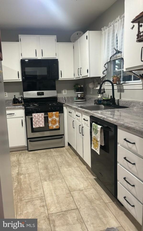 12 Wanda Ct - Photo 6 of 11