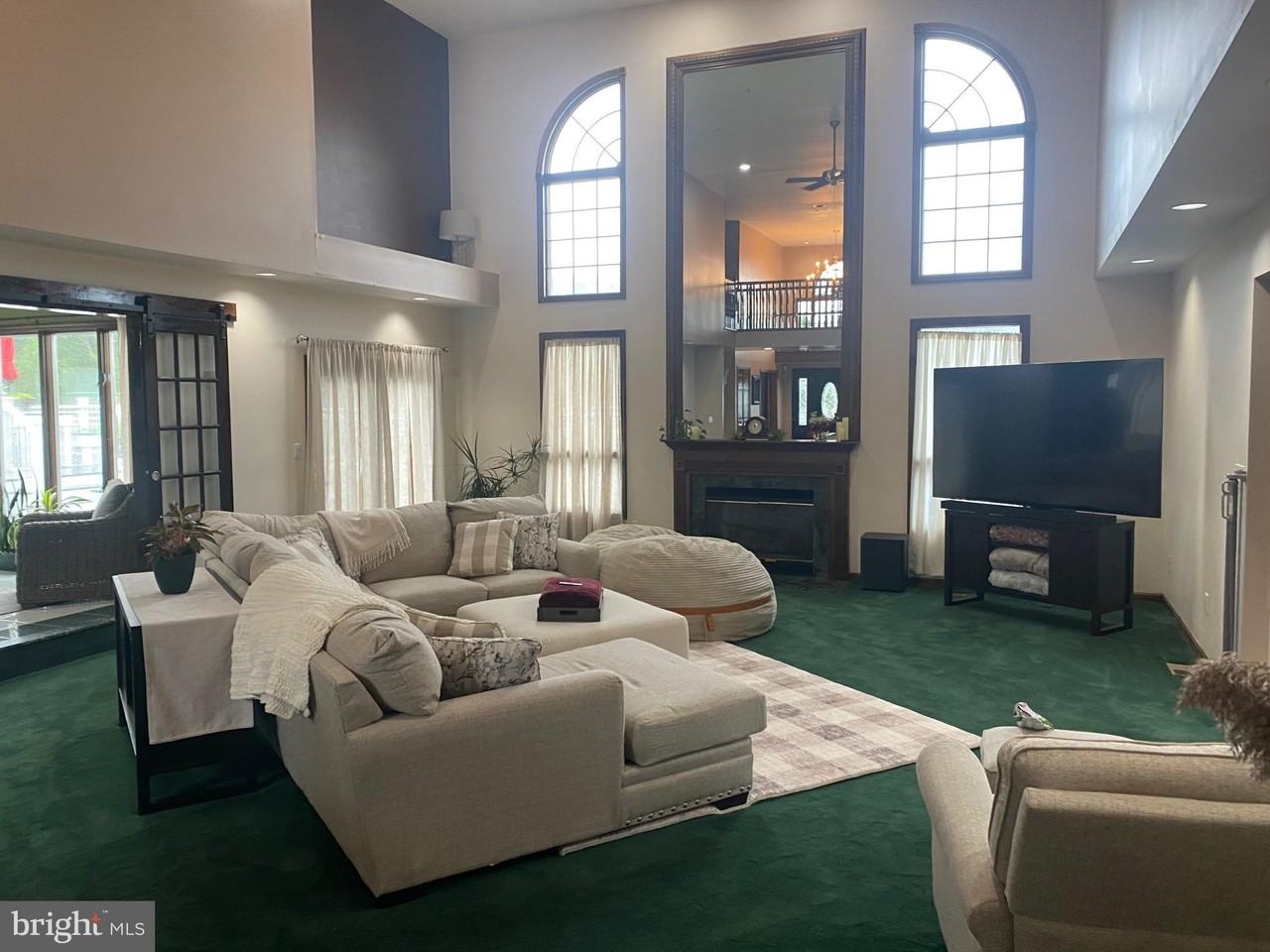 120 Oechsle Rd - Photo 2 of 14