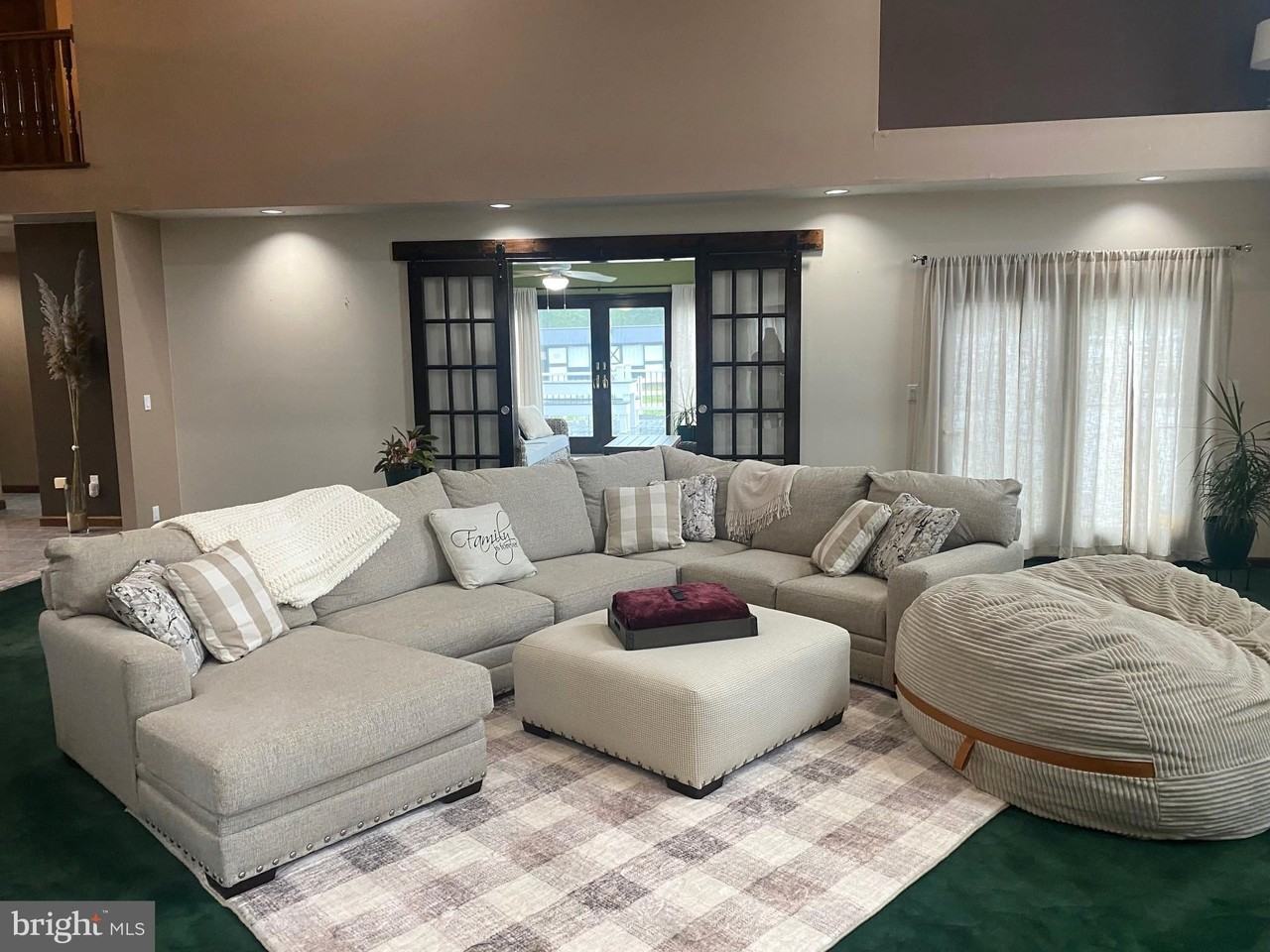 120 Oechsle Rd - Photo 4 of 14