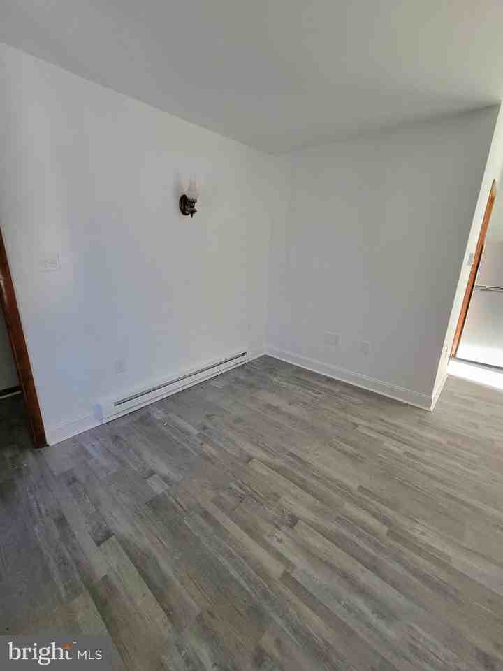 1801 S Main St Apt 7 - Photo 3 of 7