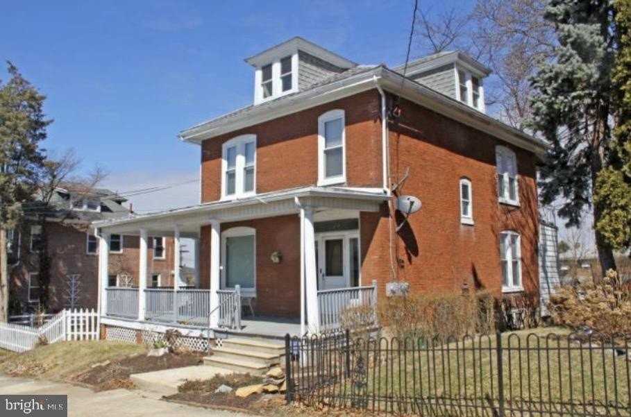 115 Crestmont St - Photo 2 of 16