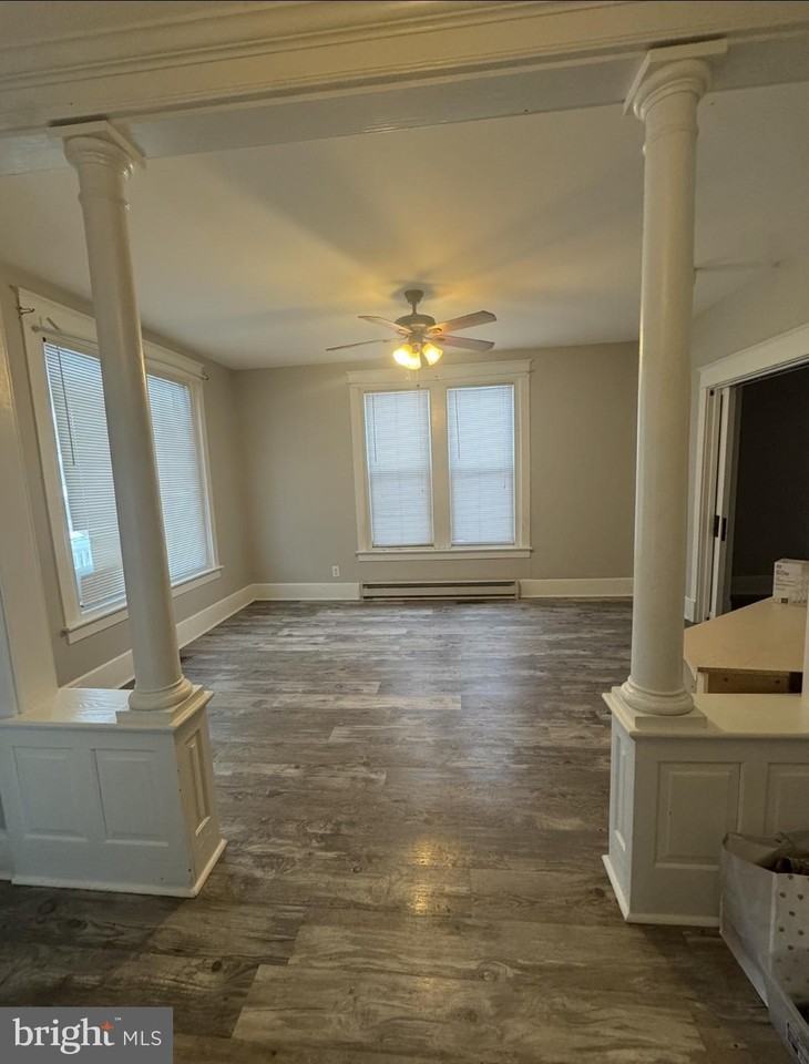 115 Crestmont St - Photo 5 of 16