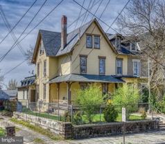 640 N 3rd St Apt 3 #Apt 3 - Photo 1 of 1