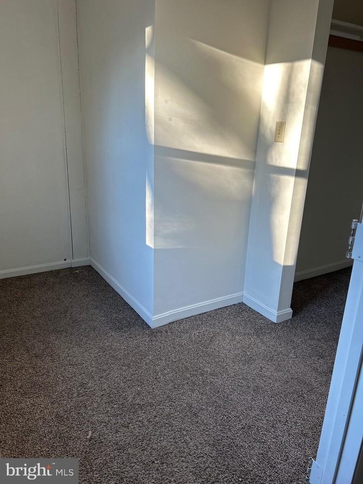 1322 Red Hill Rd - Photo 4 of 9