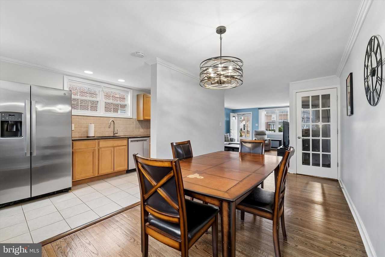 273 Westbrook Dr - Photo 6 of 23