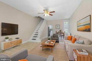 featured image of 2323 E Cambria St