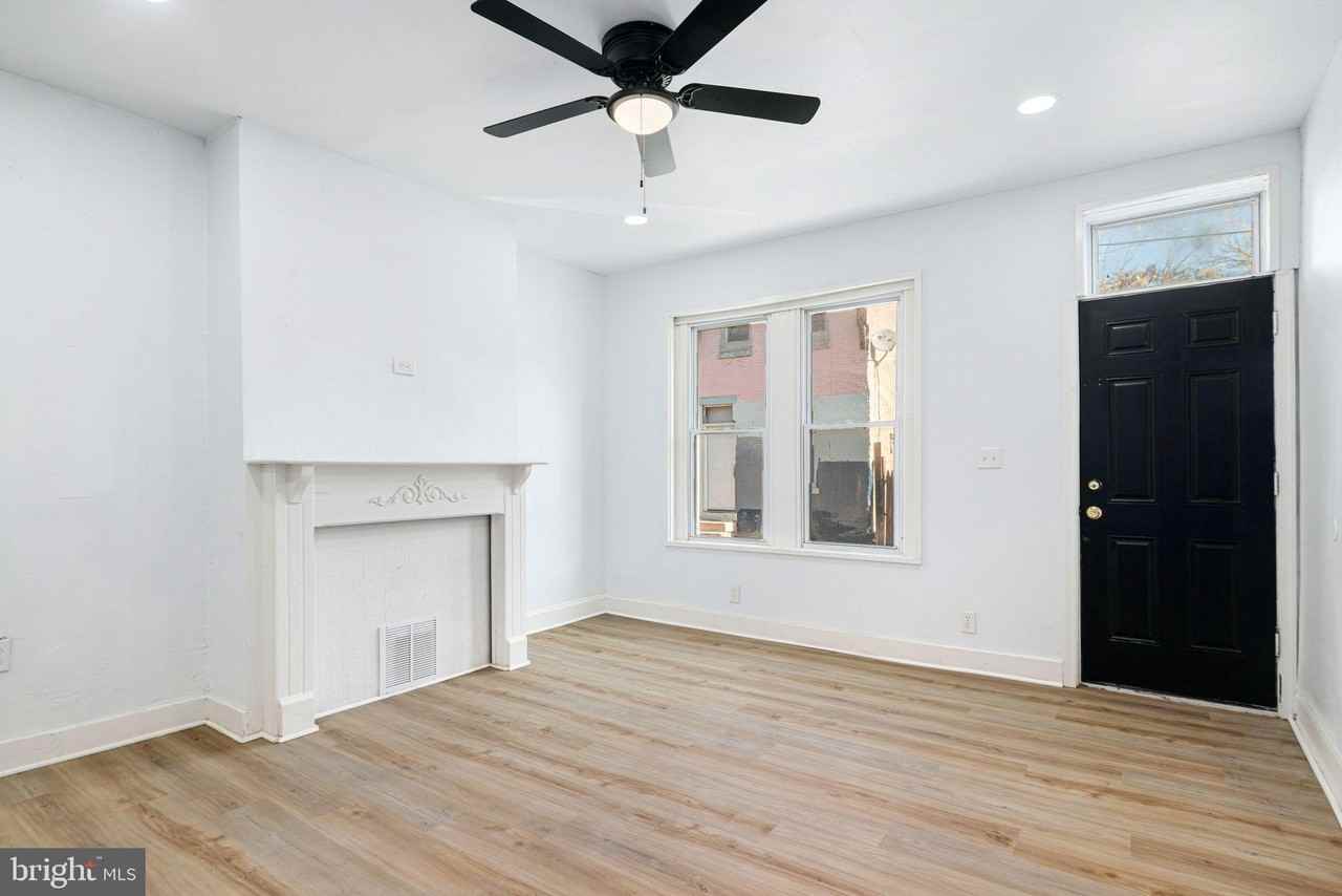 3438 Dillman St - Photo 3 of 16