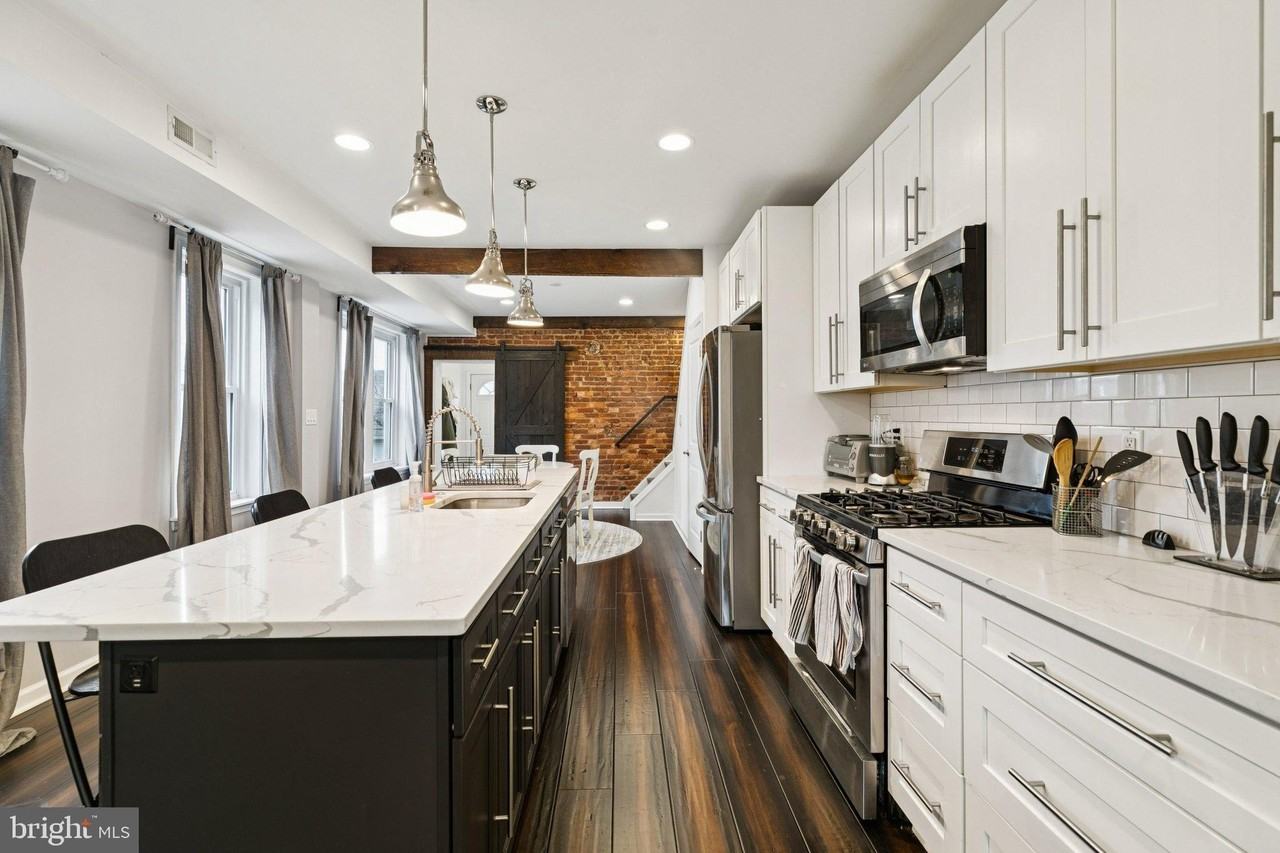 359 Lemonte St - Photo 7 of 37