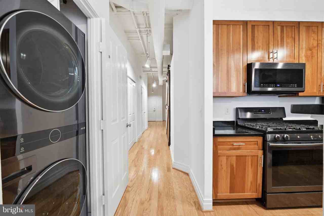 1205 N Garfield St Apt 401 - Photo 6 of 22