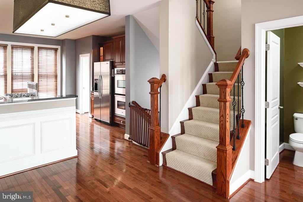 2638 S Kenmore Ct - Photo 6 of 21