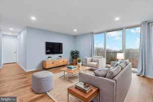 4520 King St Apt 601 - Photo 1 of 1