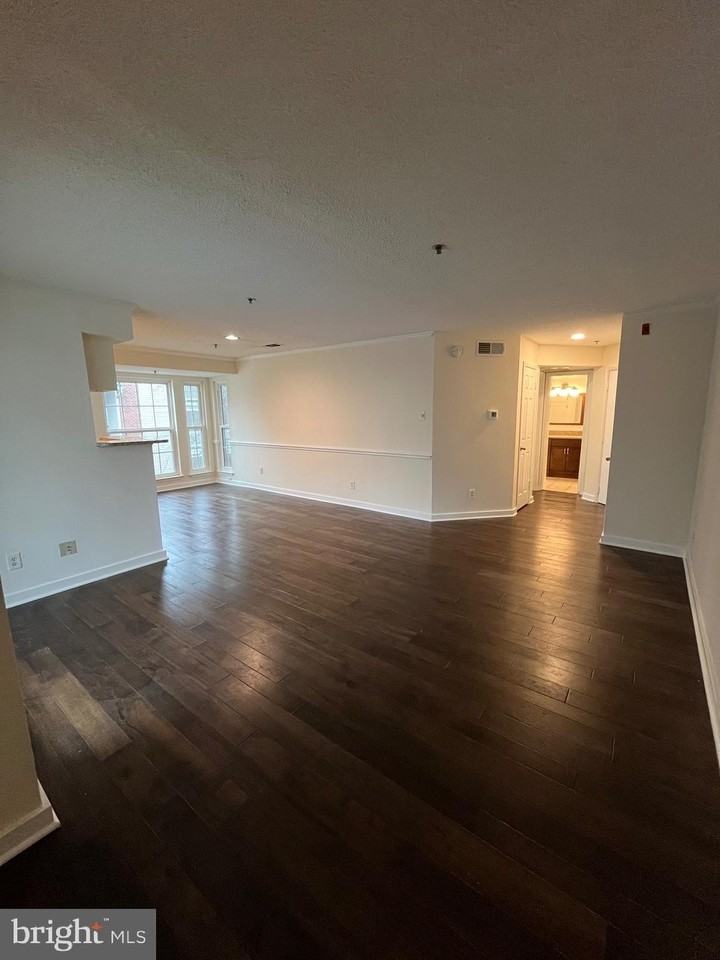 1524 Lincoln Way #225 - Photo 2 of 17