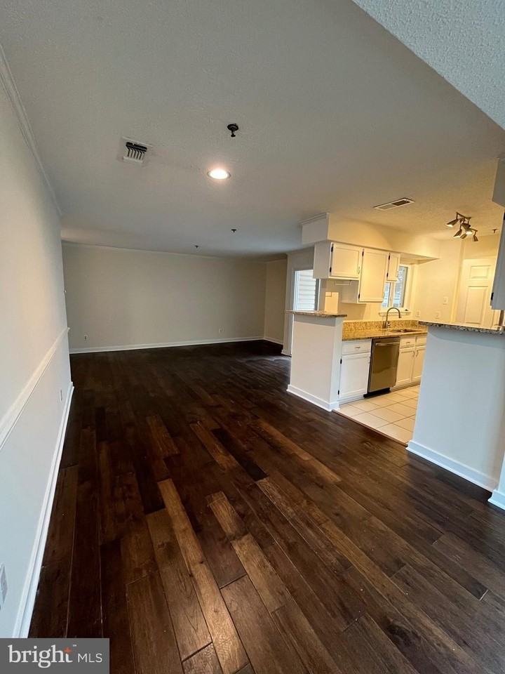 1524 Lincoln Way #225 - Photo 3 of 17