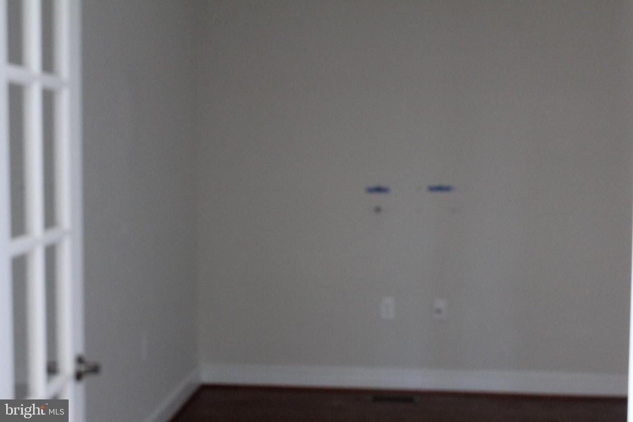 252 Long Point Dr - Photo 4 of 11