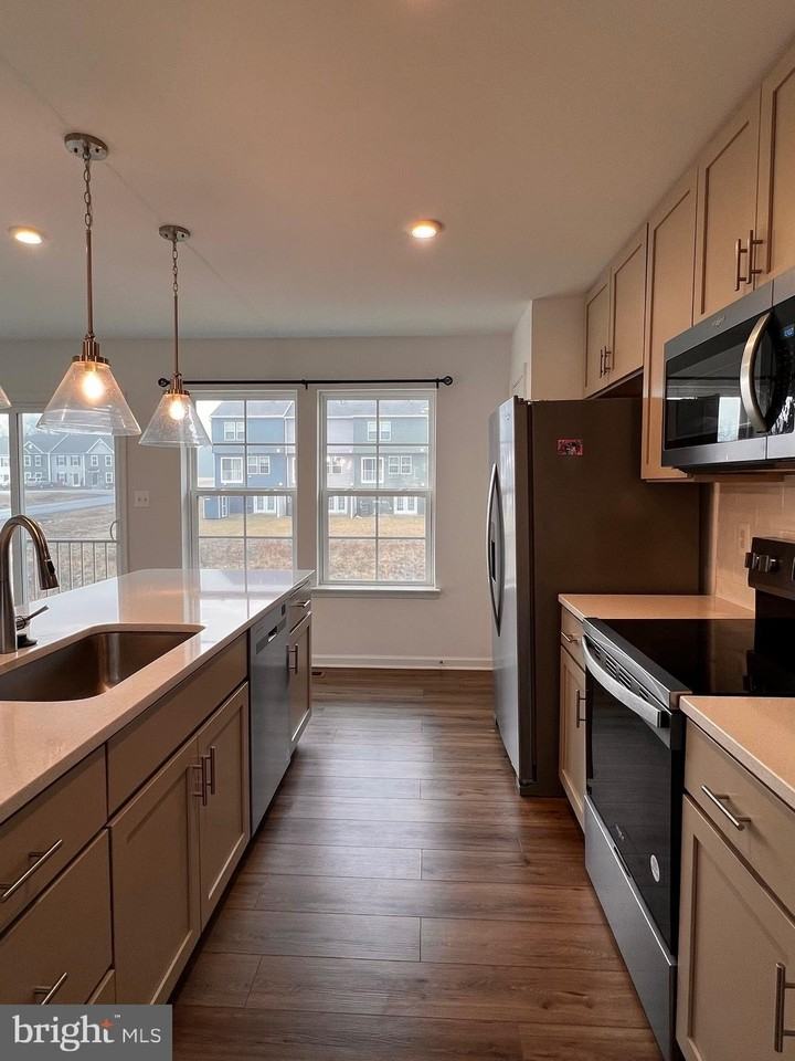 21 Scrub Pine Ct - Photo 7 of 25