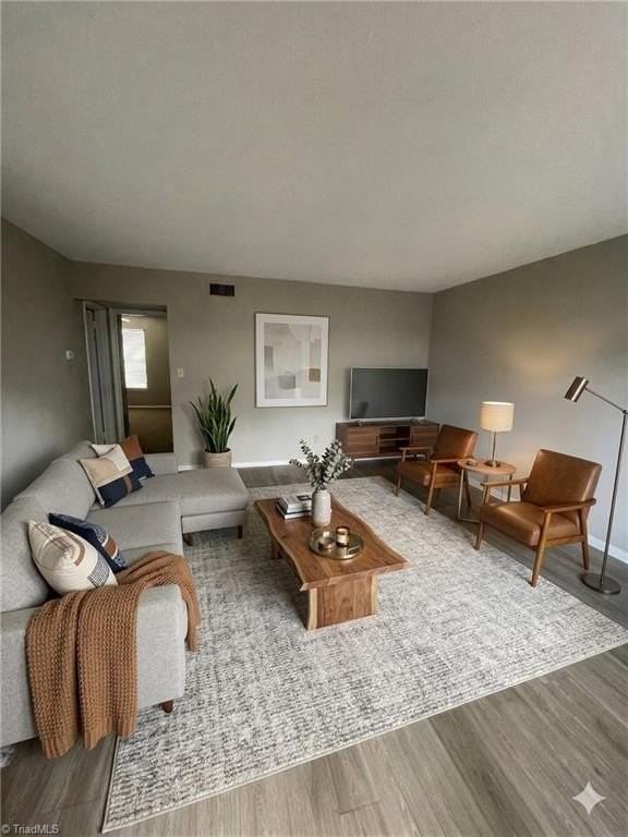 3818 Country Club Rd #D - Photo 3 of 6