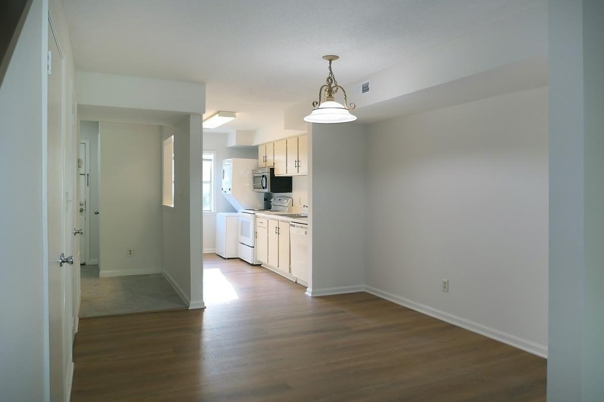 138 Kingsbury Dr - Photo 5 of 21