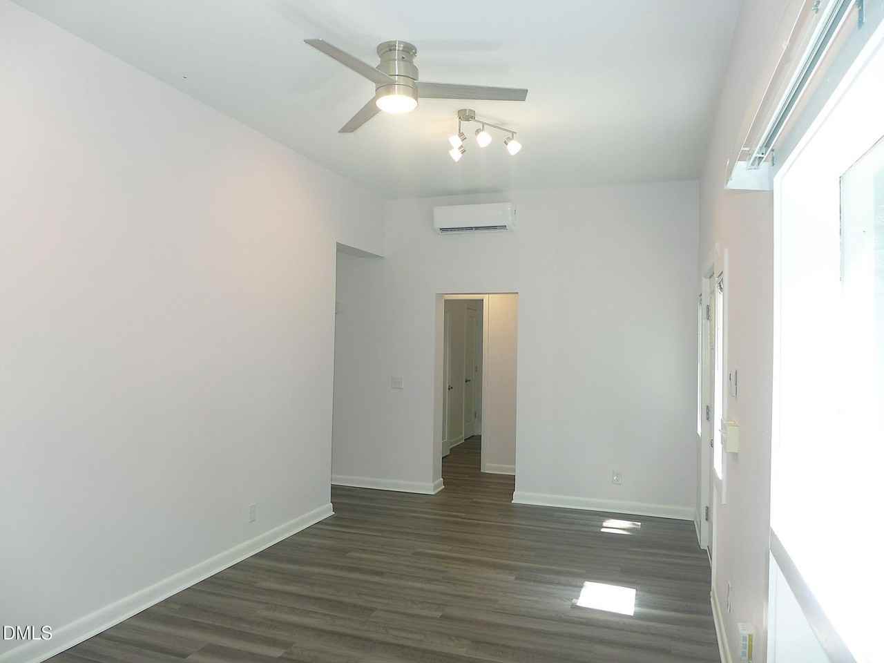 1000 Sparrow Trl Apt D - Photo 6 of 17