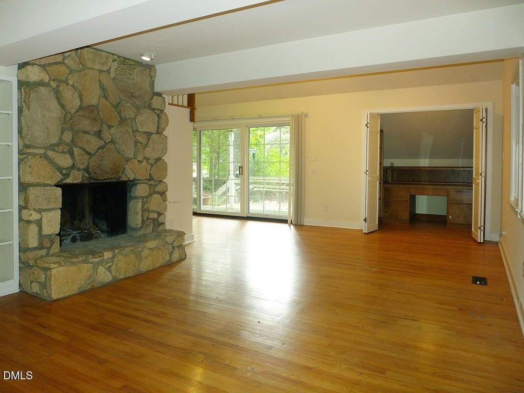 100 Ivy Ct - Photo 3 of 22