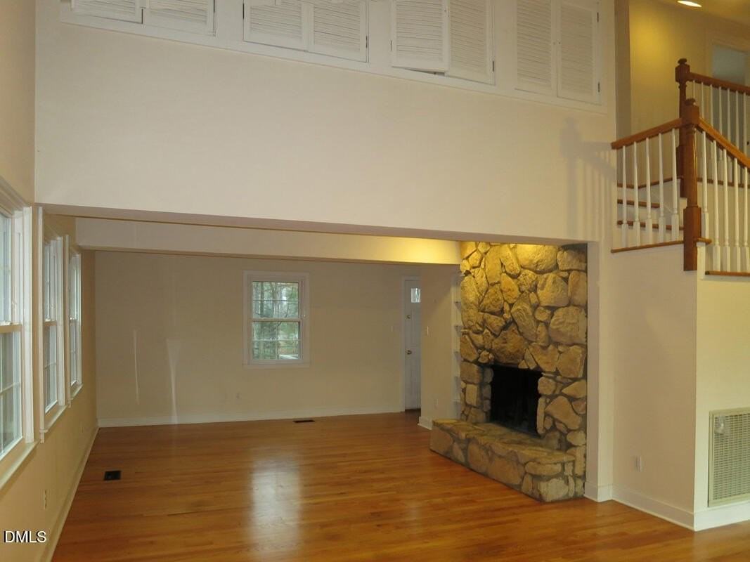 100 Ivy Ct - Photo 4 of 22