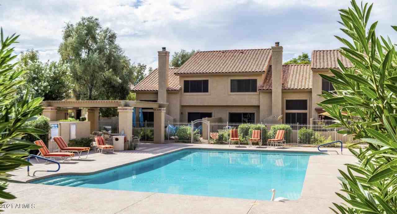 7776 E Pepper Tree Ln - Photo 3 of 5