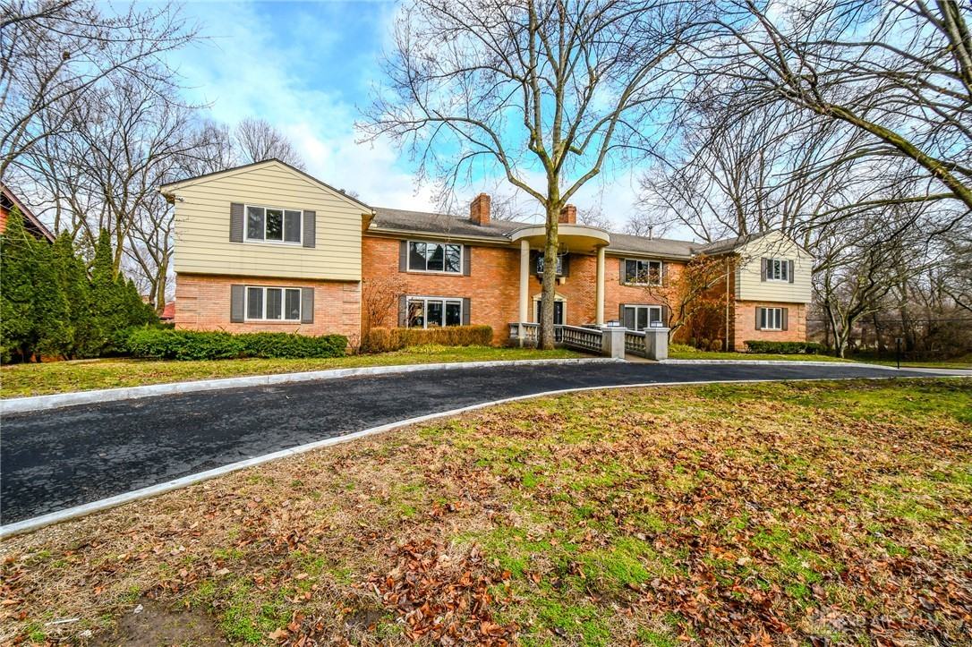 121 E Schantz Ave ##4 - Photo 2 of 37