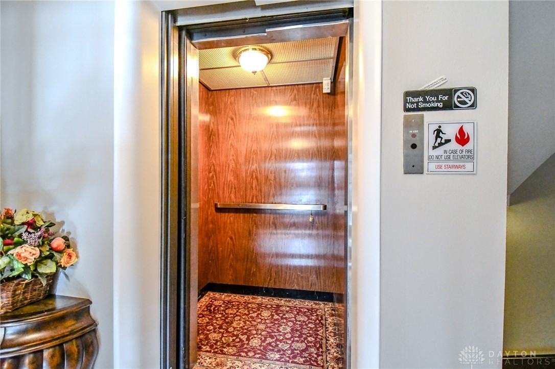 121 E Schantz Ave ##4 - Photo 7 of 37