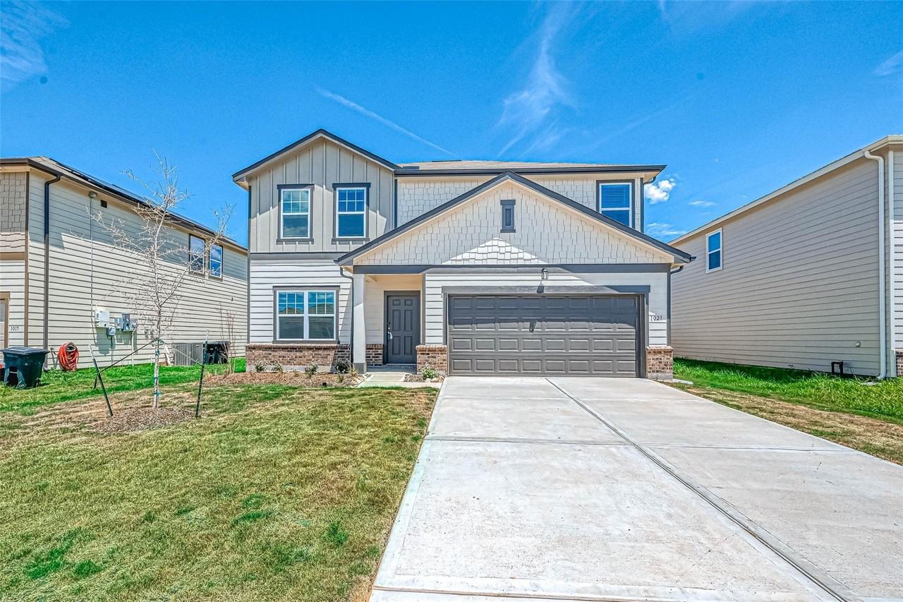 1021 Long Bay Ct - Photo 6 of 46