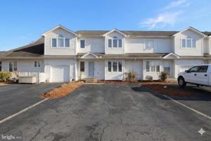 featured image of 117 Lakeside Dr