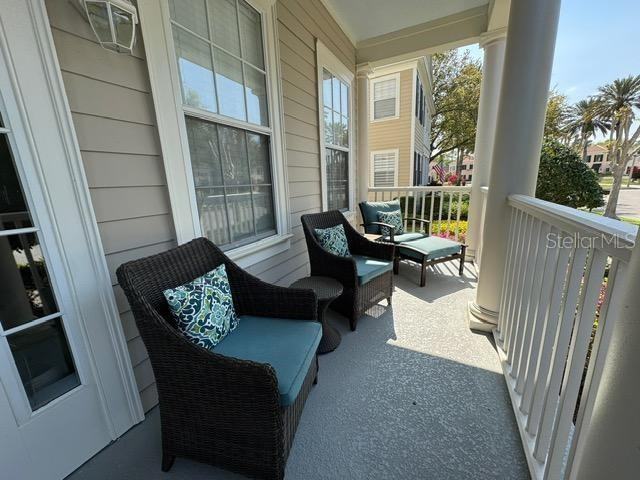 1128 Rush St - Photo 4 of 37