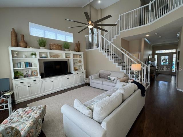 1128 Rush St - Photo 7 of 37