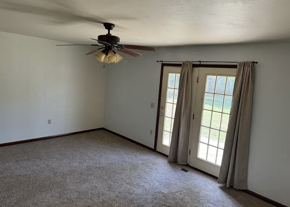 1420 East Cedar Drive - Photo 6 of 12