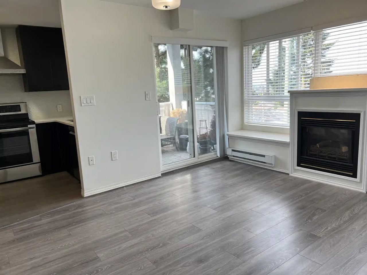 688 East 56th Avenue #301 - Photo 4 of 6