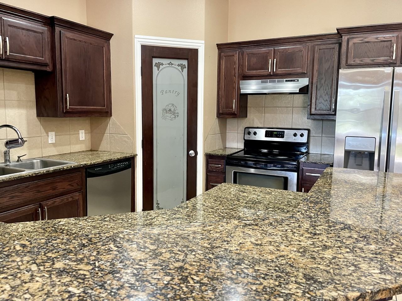 408 Boggy Creek Dr #1 - Photo 5 of 31