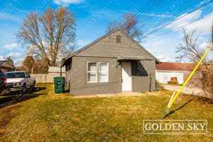 featured image of 802 E 25th St #1