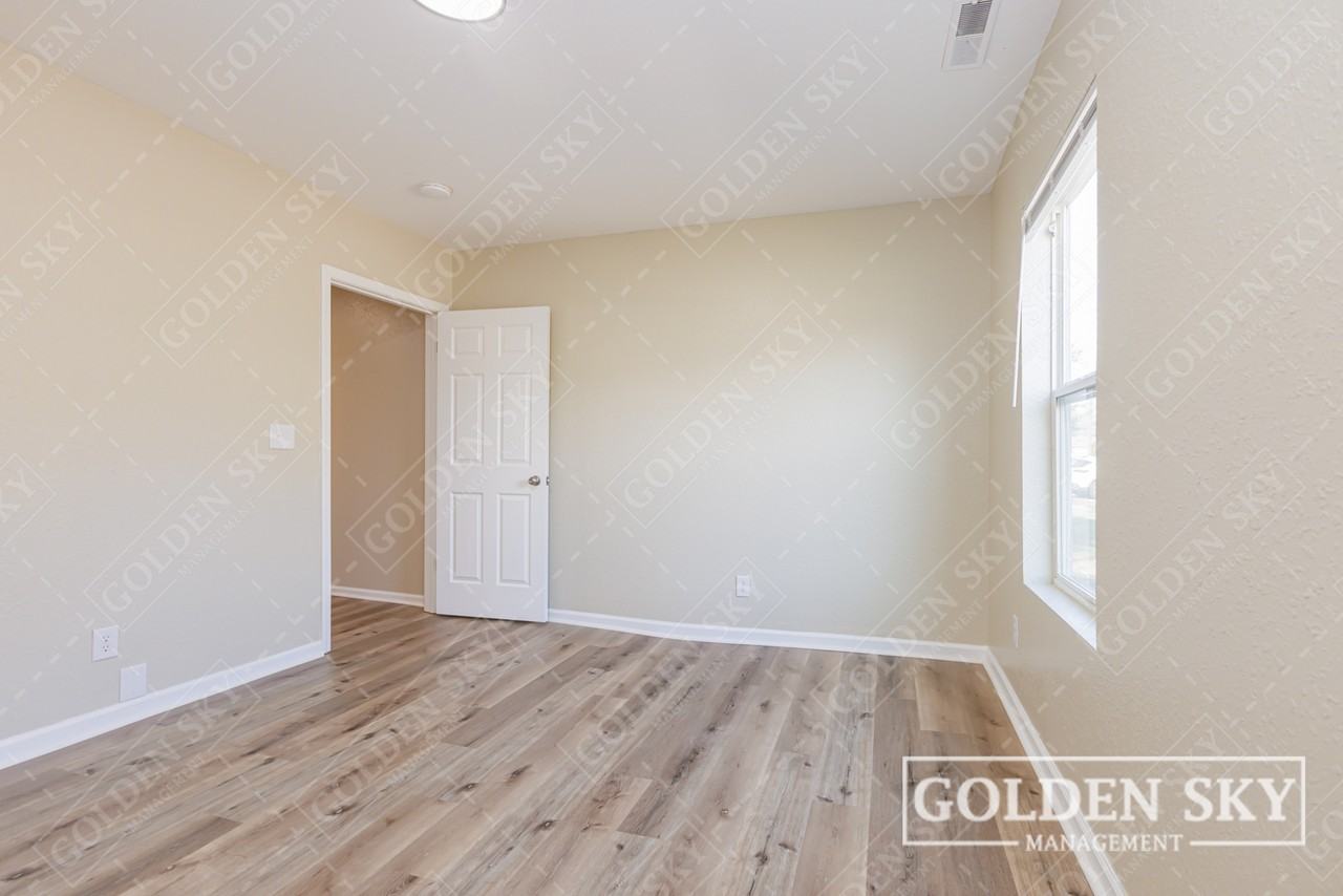 1609 South Gharkey StreetUnit 1 #NA - Photo 6 of 8