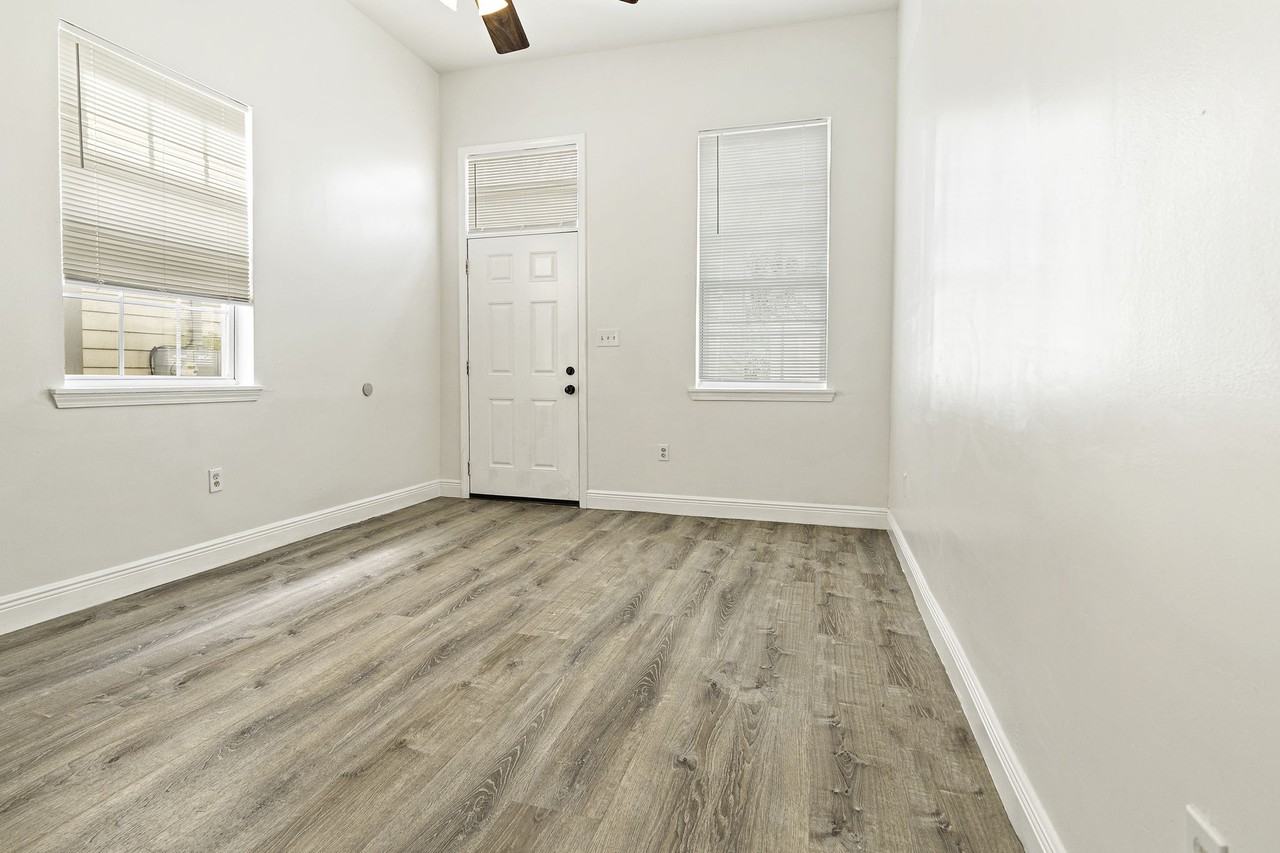 2117 Foucher St #2117 - Photo 6 of 14