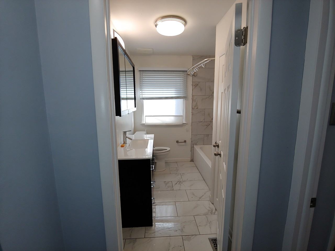 8 Cornell Ave #1 - Photo 4 of 9