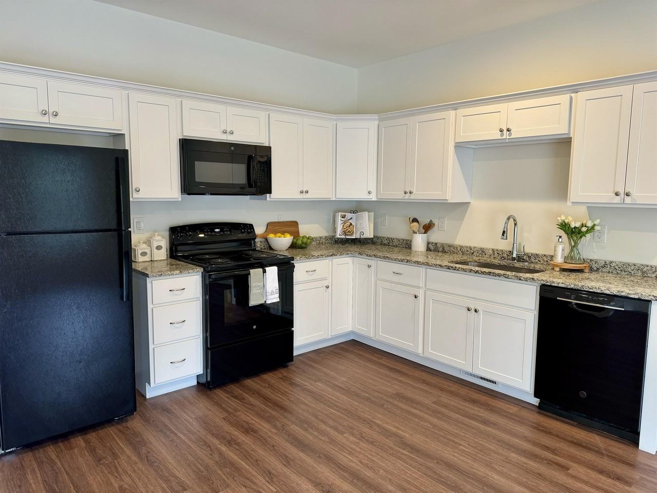 41 Smoke Ridge Rd #41 - Photo 2 of 13