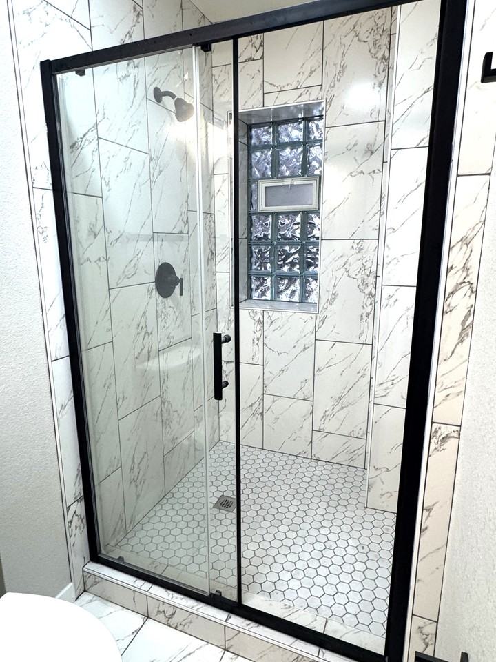 2534 N Farwell Ave #2 - Photo 7 of 22